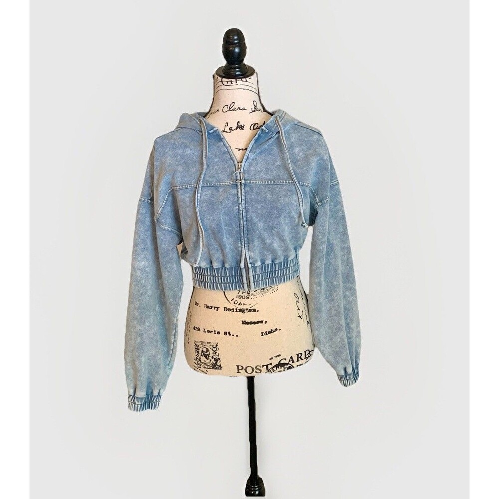 Vanilla Star Cropped Hoodie Light Blue Wash